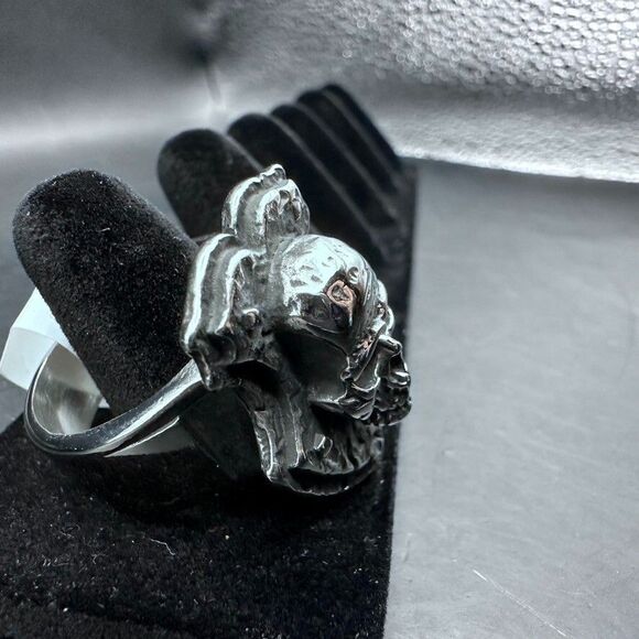 Pirate Mounted Skull Mens Ring 10 Rock Biker Gothic Stainless Steel Shield - Picture 3 of 13